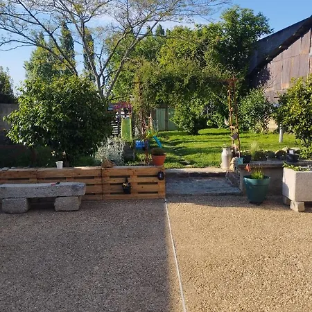 Holiday home 10 Personnes, 30mn Circuit 24h Le Mans 24 Maresche